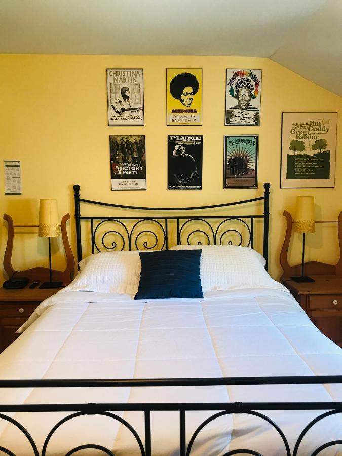 Auberge De Mon Petit Chum B&B Wakefield Eksteriør billede