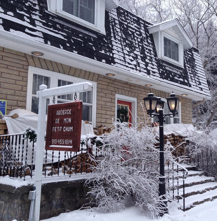 Auberge De Mon Petit Chum B&B Wakefield Eksteriør billede